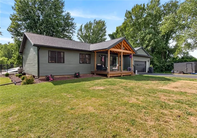 2nd image of 670 Larue Rd, Clifton Springs, NY 14432 | MLS# R1701195
