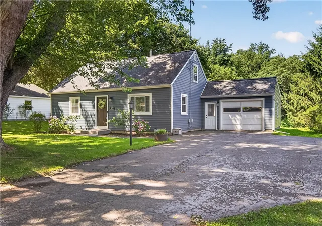 2nd image of 17 Fenton Rd, Chili, NY 14624 | MLS# R1701760