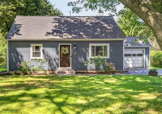 3rd image of 17 Fenton Rd, Chili, NY 14624 | MLS# R1701760
