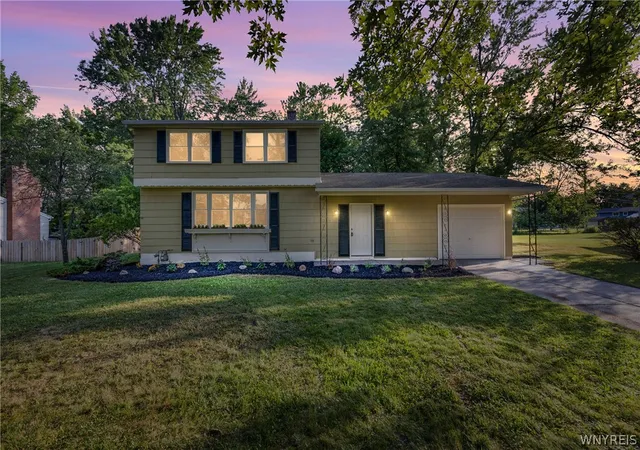2nd image of 57 Puritan Pl, Orchard Park, NY 14127 | MLS# B1701848