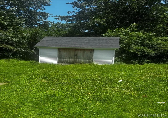 Listing Photo 5 - Condo for sale in building located at 312 Lord St, Dunkirk, NY 14048