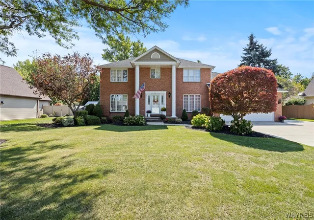 2nd image of 3192 Woodland Ct S, Wheatfield, NY 14120 | MLS# B1690211