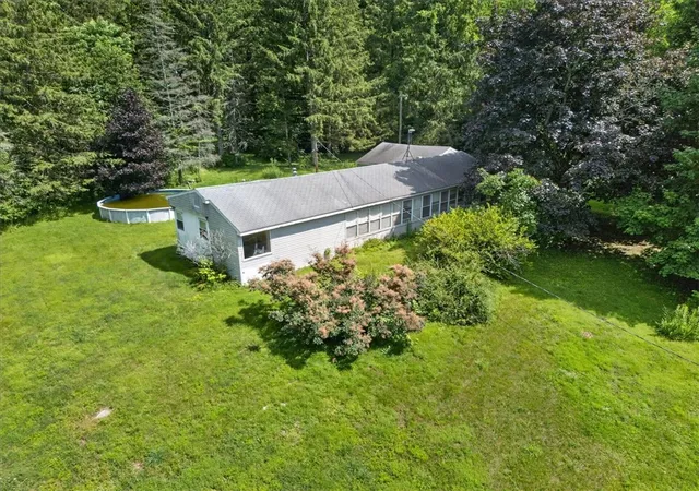 2nd image of 4190 Drury Rd, Savannah, NY 13146 | MLS# R1701289