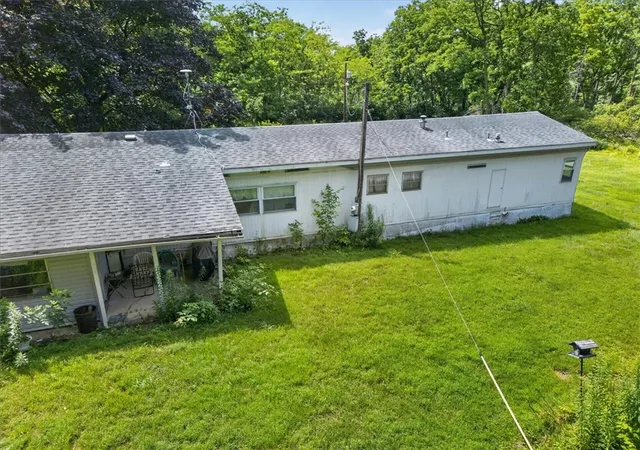 3rd image of 4190 Drury Rd, Savannah, NY 13146 | MLS# R1701289