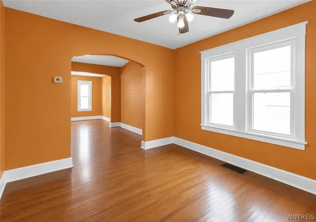 5th image of 101 Eggert Rd, Cheektowaga, NY 14215 | MLS# B1701763