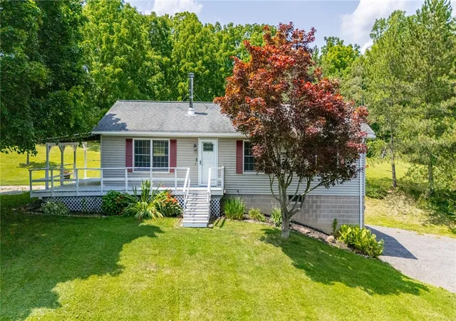 1st image of 4618 Cole Rd, Hemlock, NY 14466 | MLS# R1700028