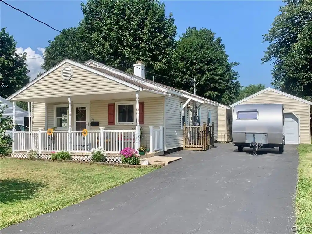 Photo 1 of Sale Pending at 21 Pinecrest Rd, Whitesboro, NY 13492 | MLS# S1701686 | Listing updated on 2026-10-28
