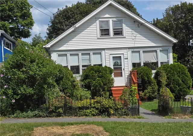 Photo 1 of Sale Pending at 341 Cloveridge Dr, Syracuse, NY 13206 | MLS# S1701868 | Listing updated on 2026-07-29