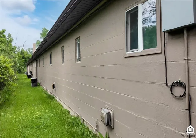Listing Photo 2 - Condo for sale in building located at 13904 Broadway, Alden, NY 14004 - Unit #