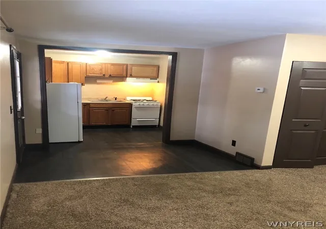 Listing Photo 3 - Condo for sale in building located at 13904 Broadway, Alden, NY 14004