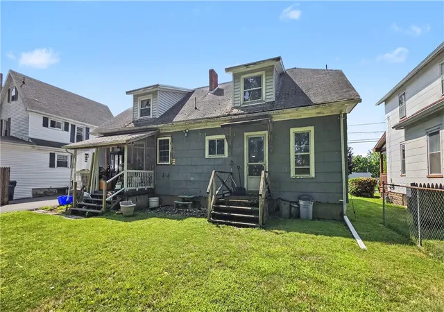 Photo 5 of Sale Pending at 116 W Bayard St, Seneca Falls, NY 13148 | MLS# R1701849 | Listing updated on 2026-07-31