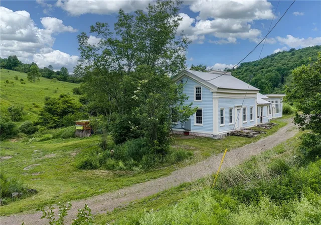 Photo 3 of Single family home for sale at 7881 County Hwy 14, Delhi, NY 13753 | MLS# R1701279 | Listing updated on 2026-07-27