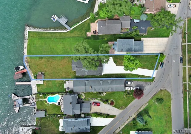 5th image of 8641 Rivershore Dr, Niagara Falls, NY 14304 | MLS# B1701954