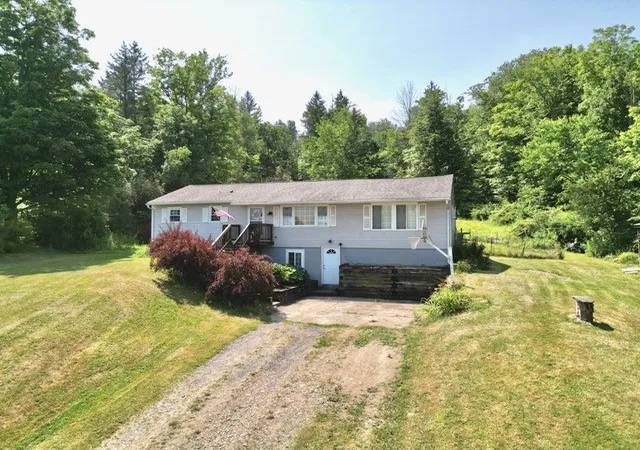 Photo 3 of Single family home for sale at 116 Brickhouse Rd, Horseheads, NY 14845 | MLS# R1701112 | Listing updated on 2026-07-29