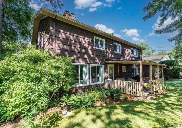 4th image of 5373 Elm Dr, Lewiston, NY 14092 | MLS# B1701665