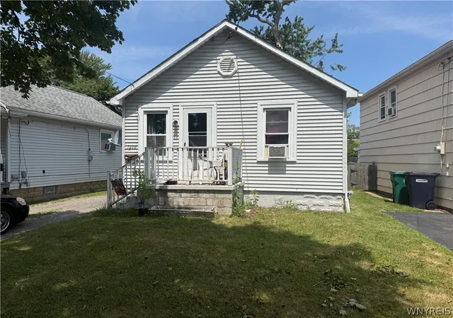 1st image of 7210 Stephenson Ave, Niagara Falls, NY 14304 | MLS# B1702071