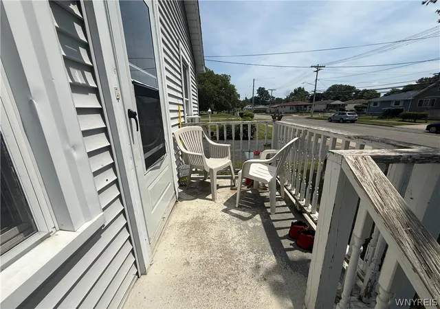 3rd image of 7210 Stephenson Ave, Niagara Falls, NY 14304 | MLS# B1702071
