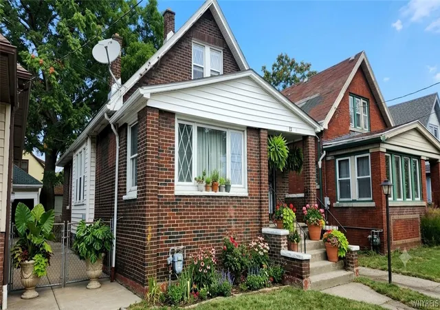 Photo 2 of Single family home for sale at 22 Fernhill Ave, Buffalo, NY 14215 | MLS# B1701873 | Listing updated on 2026-08-01