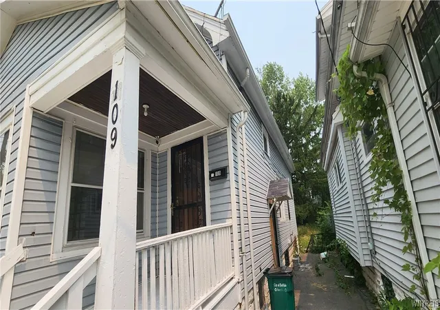 Photo 3 of Single family home for sale at 109 Schuele Ave, Buffalo, NY 14215 | MLS# B1701884 | Listing updated on 2026-08-02