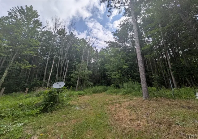 Photo 3 of Manufactured home for sale at 128 Seely Hl Rd, Newfield, NY 14867 | MLS# S1702143 | Listing updated on 2026-07-28