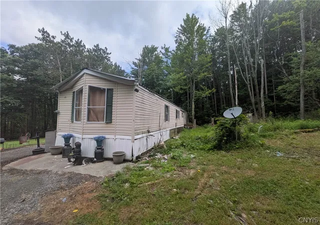 Photo 4 of Manufactured home for sale at 128 Seely Hl Rd, Newfield, NY 14867 | MLS# S1702143 | Listing updated on 2026-07-28