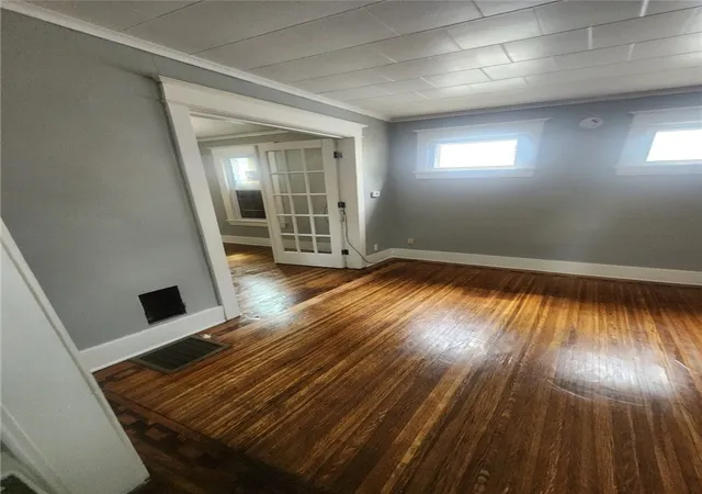 5th image of 11 Willow St, Rochester, NY 14606 | MLS# R1701815