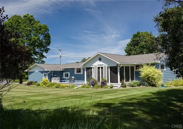 Photo 4 of Sale Pending at 17552 Doxtater St, Adams, NY 13605 | MLS# S1700447 | Listing updated on 2026-07-29