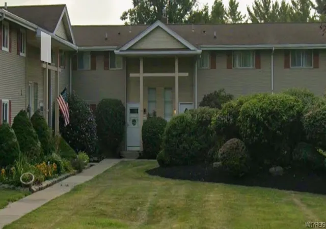 1st image of 5107 Tuscarora Rd, Niagara Falls, NY 14304 | MLS# B1701318