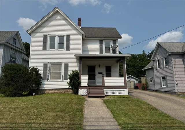 Photo 2 of Single family home for sale at 333 S Main St, Wellsville, NY 14895 | MLS# R1701113 | Listing updated on 2026-07-28