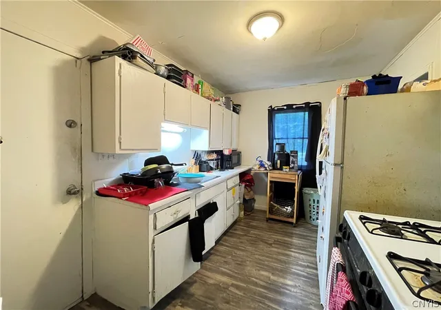 33rd image of 100 102 Lydell St, Syracuse, NY 13204 | MLS# S1702235