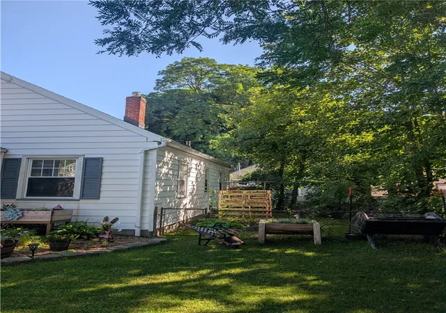 Photo 3 of Single family home for sale at 124 Worcester Rd, Rochester, NY 14616 | MLS# R1702259 | Listing updated on 2026-07-31