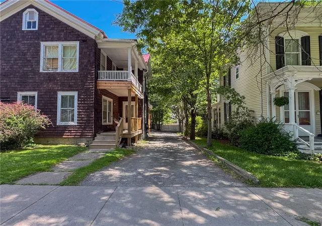 4th image of 62-1/2 Dietz Street, Oneonta, NY 13820 | MLS# R1698493