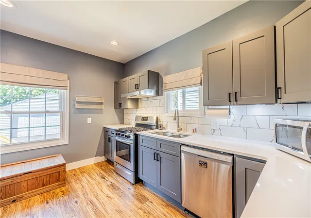 5th image of 182 Whitfield Ave, Buffalo, NY 14220 | MLS# R1701416