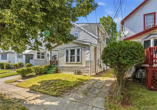 2nd image of 104 Millicent Ave, Buffalo, NY 14215 | MLS# B1702278