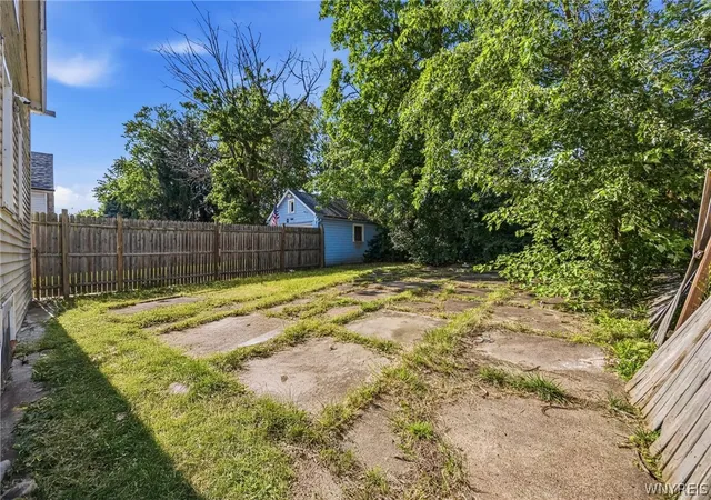 34th image of 104 Millicent Ave, Buffalo, NY 14215 | MLS# B1702278