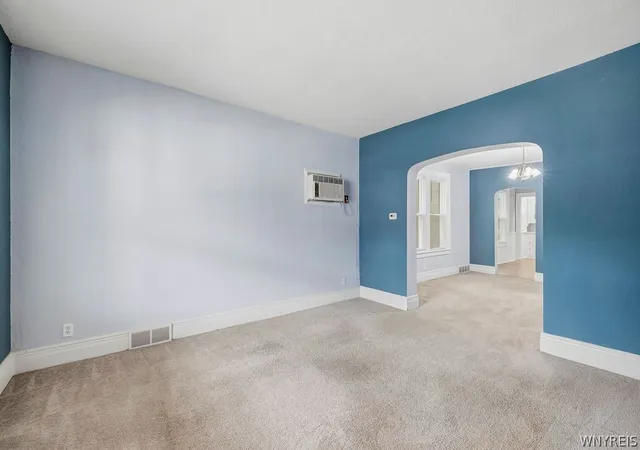 4th image of 147 Lockwood Ave, Buffalo, NY 14220 | MLS# B1701806