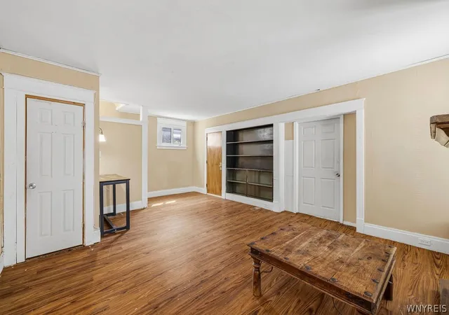 Photo 3 of Single family home for sale at 15 W Northrup Pl, Buffalo, NY 14214 | MLS# B1700963 | Listing updated on 2026-07-28