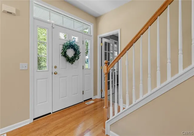 Photo 4 of Sale Pending at 4373 Chilmark St, Marcellus, NY 13108 | MLS# S1700718 | Listing updated on 2026-08-01