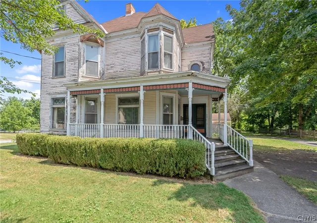 Photo 1 of Single family home for sale at 204 N Lake Rd, Oneida, NY 13421 | MLS# S1700899 | Listing updated on 2026-07-28