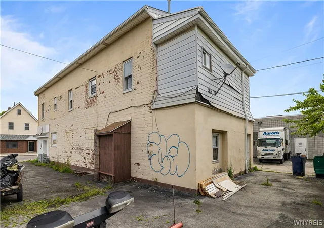 Photo 3 of Multi family home for sale at 2511 Pine Ave, Niagara Falls, NY 14301 | MLS# B1702383 | Listing updated on 2026-07-28