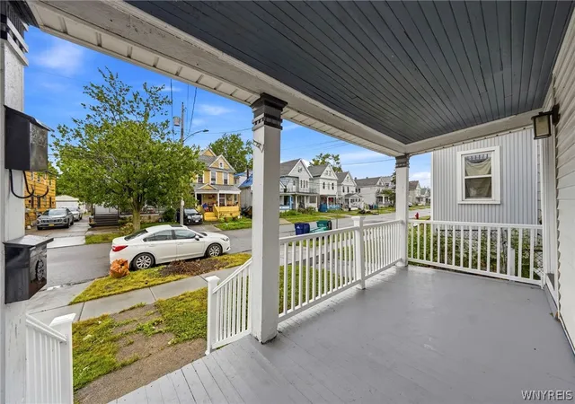3rd image of 49 Progressive Ave, Buffalo, NY 14207 | MLS# B1701024