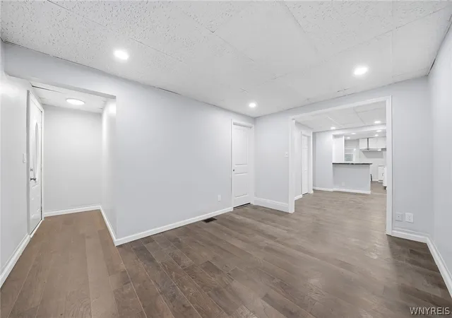 4th image of 49 Progressive Ave, Buffalo, NY 14207 | MLS# B1701024