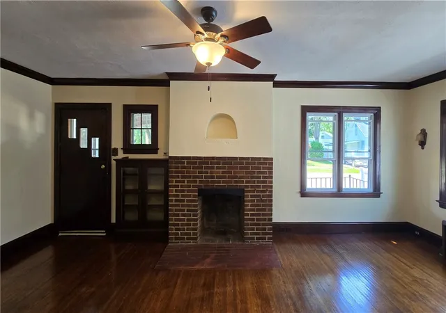 Photo 5 of Sale Pending at 505 Morley Pl, Elmira, NY 14904 | MLS# R1702196 | Listing updated on 2026-07-31