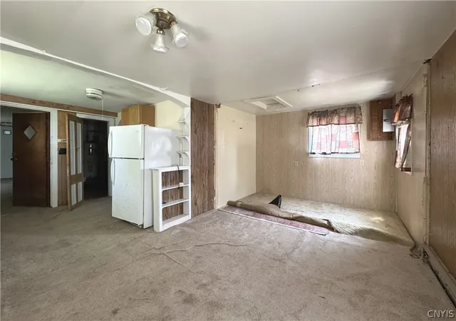 Photo 4 of Single family home for sale at 112 Brown Shrs Rd, Sackets Harbor, NY 13685 | MLS# S1700456 | Listing updated on 2026-07-28