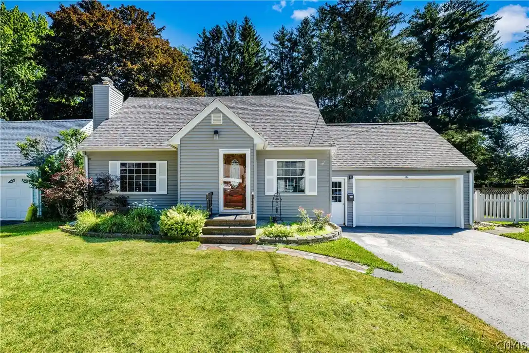 Photo 1 of Single family home for sale at 6 Highland Dr, Whitesboro, NY 13492 | MLS# S1701576 | Listing updated on 2026-09-24