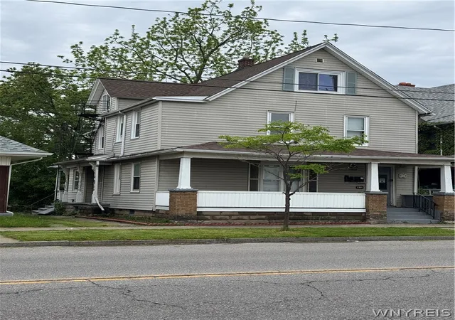 2nd image of 2658 Main St, Niagara Falls, NY 14305 | MLS# B1702201