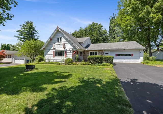 2nd image of 19 Archer Rd, Chili, NY 14624 | MLS# R1701543