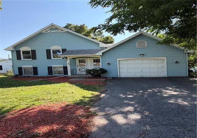 3rd image of 72 Westwood Dr, Rochester, NY 14616 | MLS# R1700325