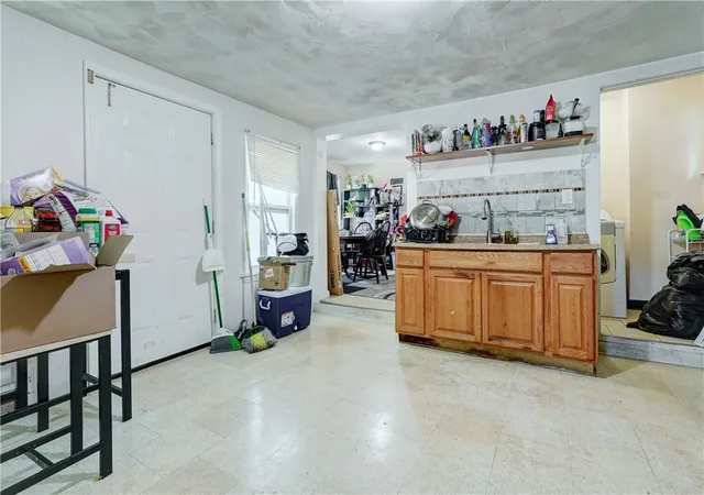 4th image of 304 Jay St, Rochester, NY 14608 | MLS# R1701520