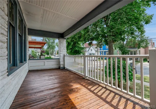Photo 3 of Single family home for sale at 291 East St, Buffalo, NY 14207 | MLS# B1702024 | Listing updated on 2026-08-01